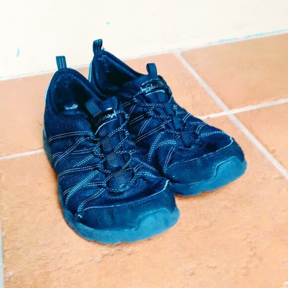 Skechers Women's Hands Free Slip-ins Breathe Easy Shoes - Women's US Size 7 - Picture 2 of 3